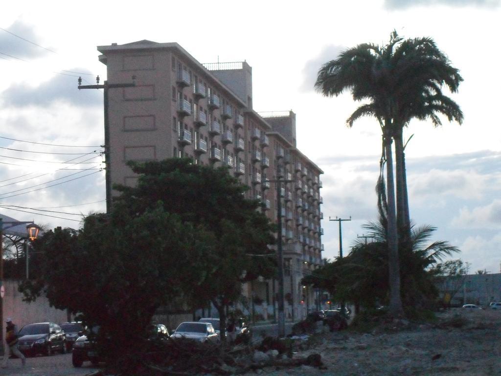 De Iracema Aparthotel